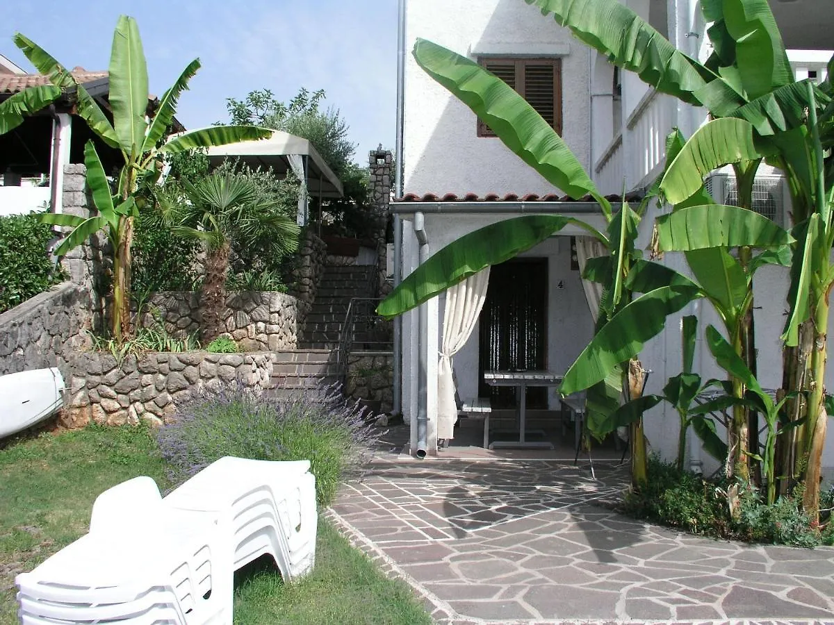 Apartmani Villa Kalinic Njivice 0*,  Kroatien