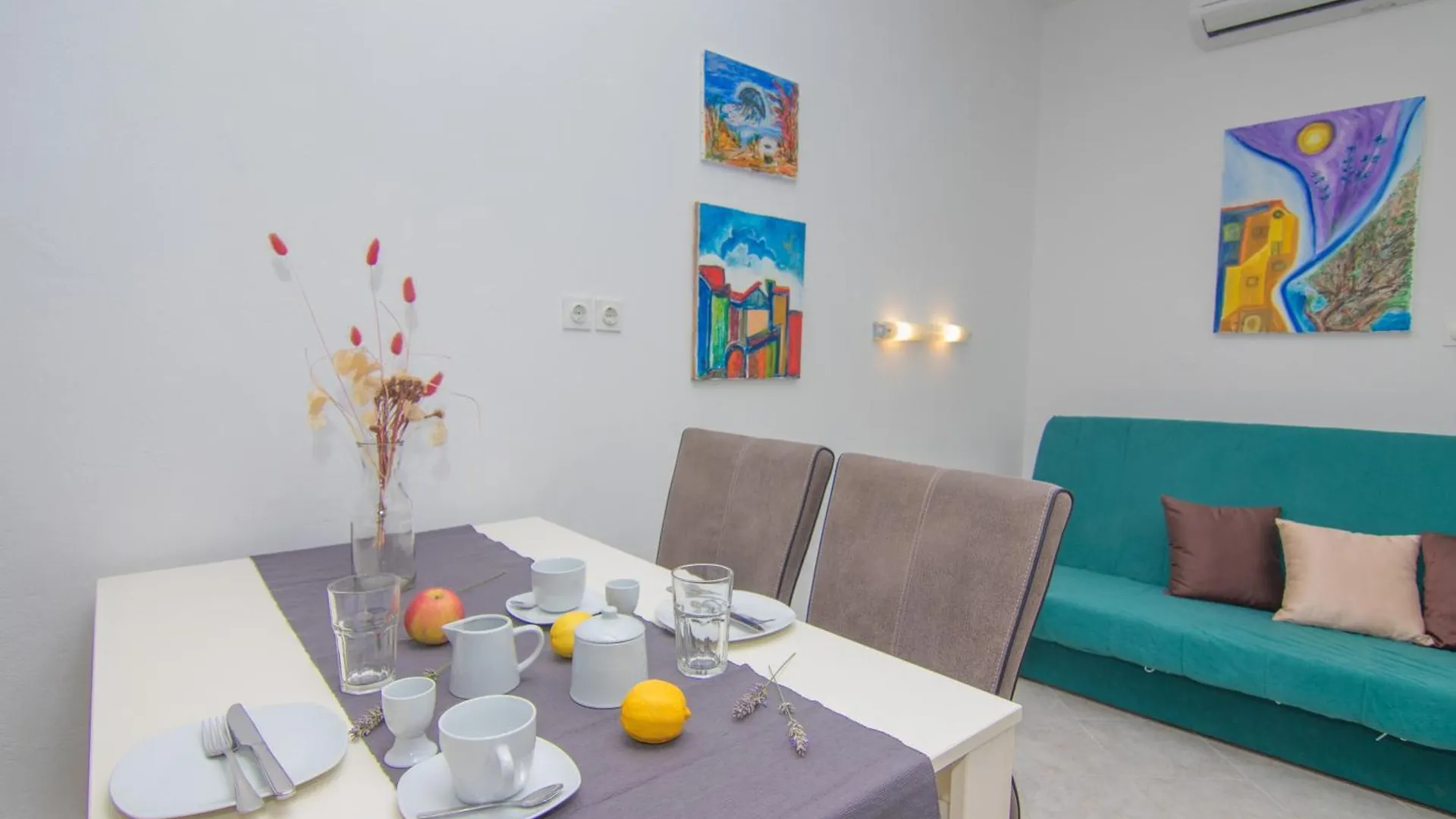 Apartmani Villa Kalinic Njivice Privatunterkunft