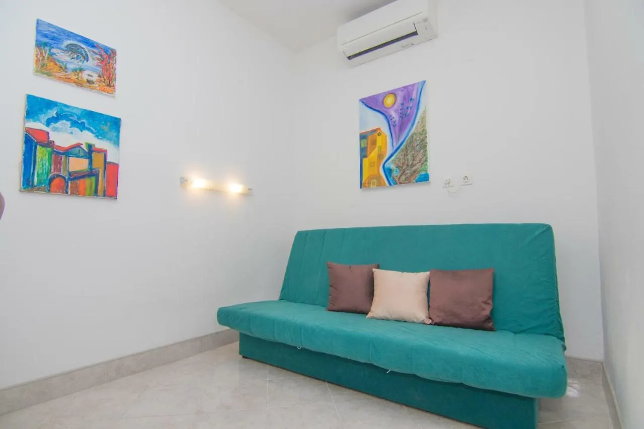 Apartmani Villa Kalinic Njivice Kroatien